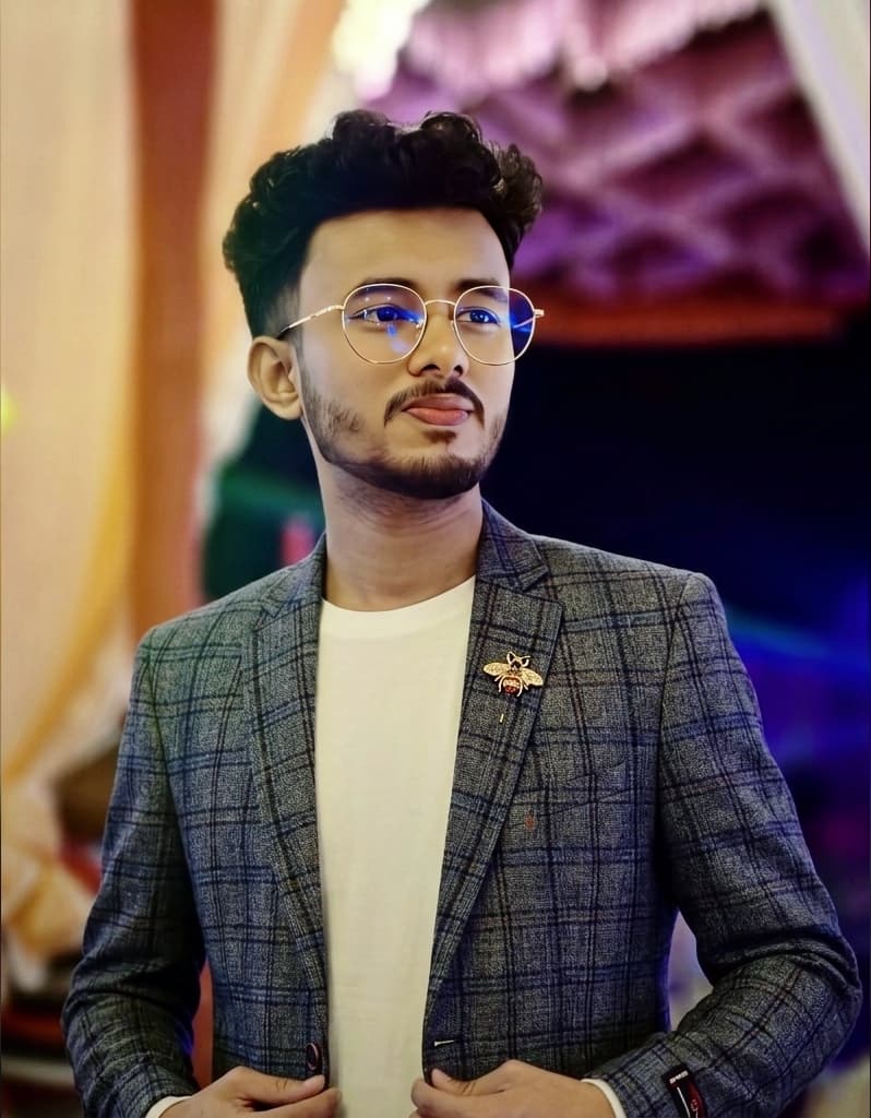 Portrait of Dipu Biswas